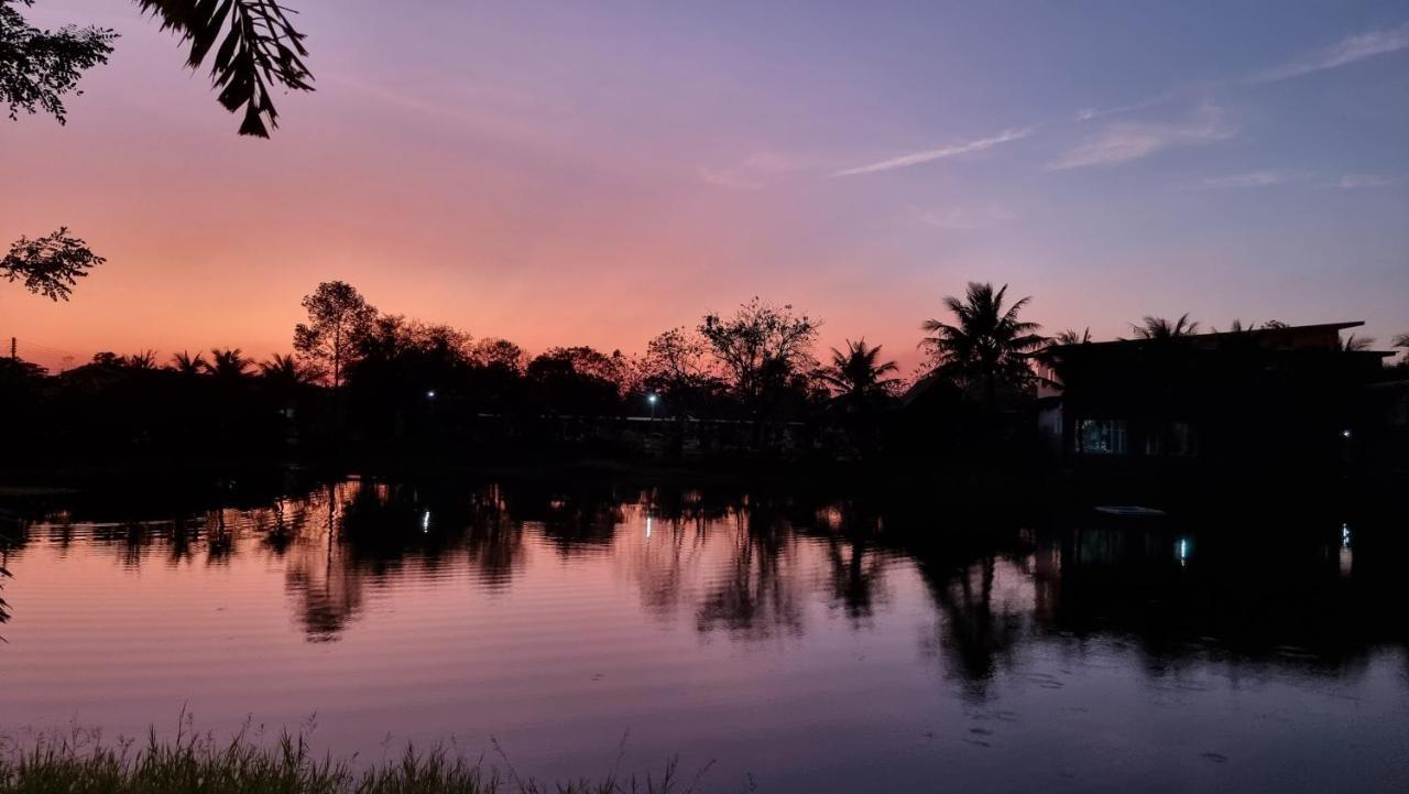 Baan Suan San Rak บ้านสวนแสนรัก Buri Ram Exterior foto